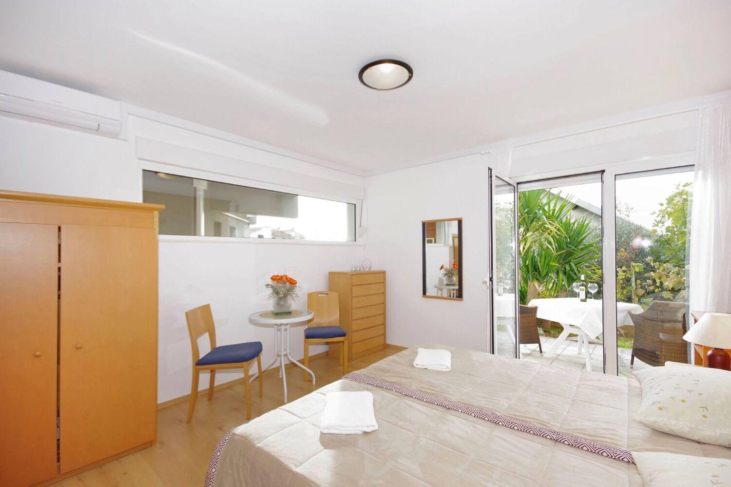 Apartments Javi - Free Private Parking Trogir Exterior foto